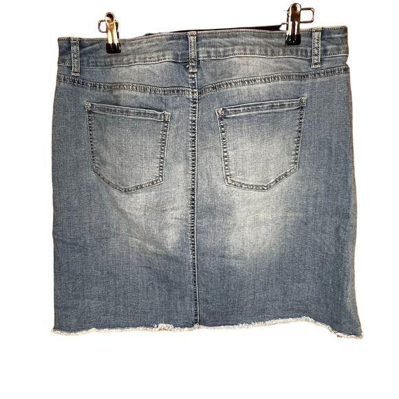 Westport Denim Mini Skirt Size 14 - Picture 4 of 5